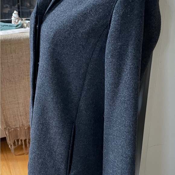 Banana Republic gray wool blend coat- Size small - Picture 4 of 12